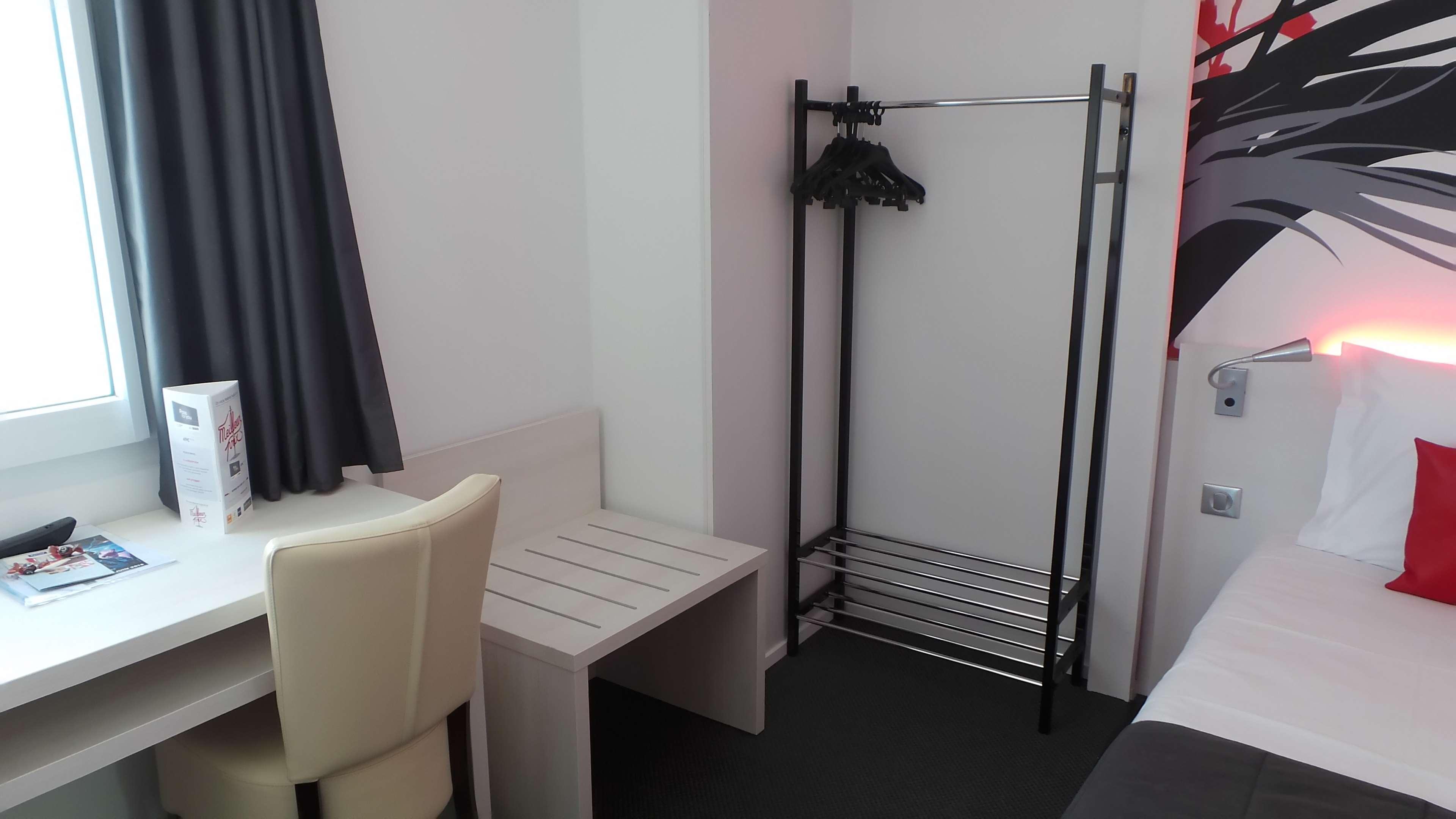 Kyriad Quimper Sud Экстерьер фото